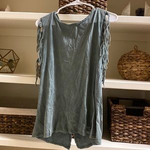 PEEK-A-BOO back, fringe arm tank, size L!